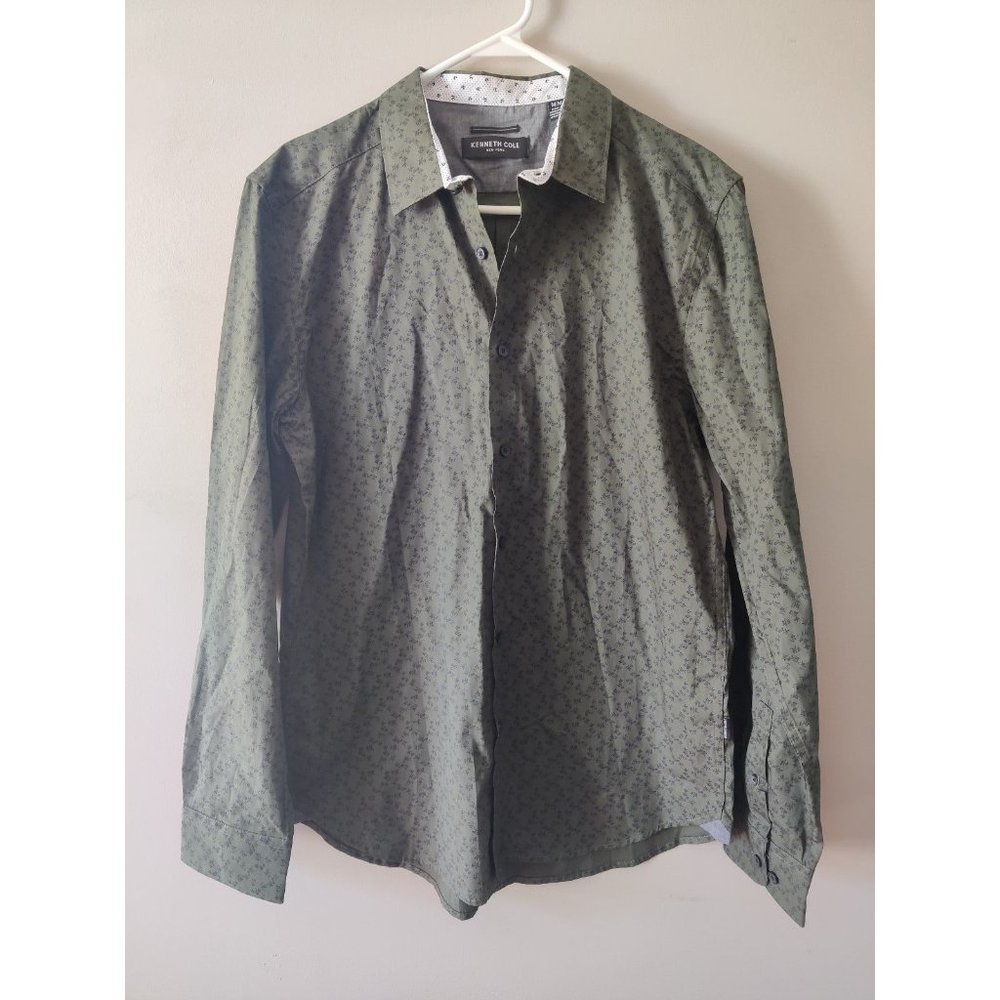 Kenneth Cole New York Button-Up Shirt Size Medium